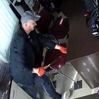 У Тернополі злодії почистили офіс менш, ніж за 2 хвилини (Відео)