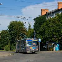 На масиві Дружби тролейбуси змінять маршрути