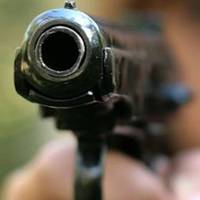 Бійка та стрілянина: злочинці намагалися викрасти авто в тернополянина