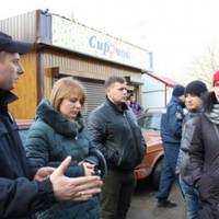 Підприємцям з Аляски дали час до кінця свят, щоб розпродати товар