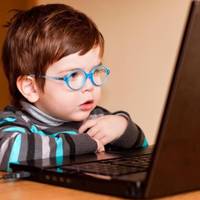 Як вибрати окуляри, щоб захистити зір від шкідливого впливу монітора