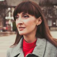 Тернопільська телеведуча розповіла, як дорогі парфуми обійшлися їй дуже дешево