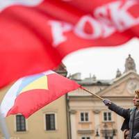 Приплив українців викликав уповільнення зростання заробітної плати у Польщі