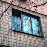 Смерть в муках та самотності: На Тернопільщині чоловік стукав в підлогу і просив допомоги
