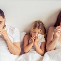 Поради лікарів: Як правильно лікувати нежить