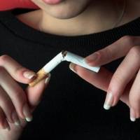 Українці, які не палять цигарок, хочуть додаткові вихідні або грошову винагороду