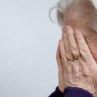 Мережу захопив зворушливий лист 83-річної жінки своїй подрузі