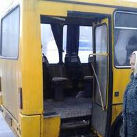 У Львові шматок маршрутки відвалився просто на очах у пасажирів