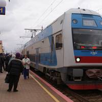 У Тернополі з поїзда зняли озброєного пасажира