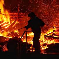 У селищі Мельниця-Подільська Борщівського району горів магазин вживаного одягу