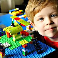 Першачки, які підуть у школу 1 вересня цього року, безкоштовно отримають набори Lego