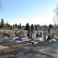 З міського кладовища викрали бронзовий барельєф з надмогильної стели