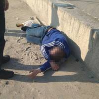 У Тернополі допомагали чоловікові, який лежав непритомним на землі