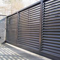 У Тернополі демонтують елементи огорожі на двох ділянках