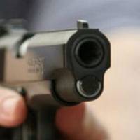 Поліція шукає чоловіка, який стріляв в людей у барі на Шептицького (ФОТО)