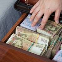 У с. Цеценівка роми вкрали майже 28000 гривень, які селяни зібрали на ремонт храму