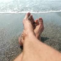 Поліція оштрафувала чоловіка, який спав голяка на «Циганці»