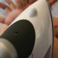 Напад в Ангелівці на родину підприємця: чоловіка сильно побили, жінка відбивалася праскою