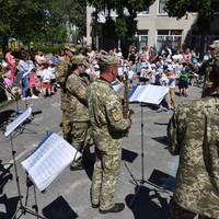 Для тернопільських діток зіграв військовий оркестр (ФОТО)