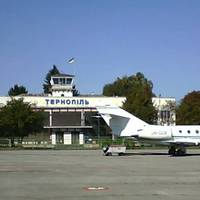 Аеропорт в Тернополі можуть позбавити ліцензії через... дачників і їх городи (ВІДЕО)