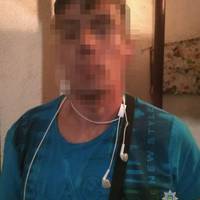У Тернополі підозрюваного у крадіжці «видали» двері, які сильно скрипіли