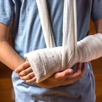 У Шумську лікар не оглянув дитину, бо завчасно почав відзначати День медика