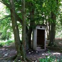 В тернопільському парку - єдиний туалет. І той - без дверей (ФОТО)