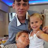 «Мама тримала маленьку Вікусю тижнями в підвалі». Вражаюча історія родини з Тернополя