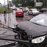 Пішоходів врятувало диво: у Тернополі водії влаштували масштабну ДТП (ФОТО)