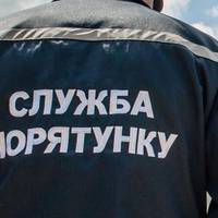 У Копичинцях рятувальники визволяли із квартири пенсіонерку