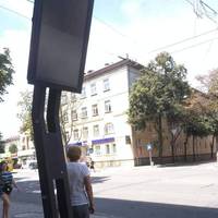 Що не так у Тернополі з «розумними зупинками»? (ФОТО)