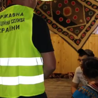 В популярному закладі Тернополя чебуреки і шашлик готували нелегали (ВІДЕО)