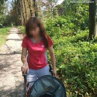 У Тернополі пяна мама гуляла з 2-річною дитиною і облаяла патрульних (ФОТО)