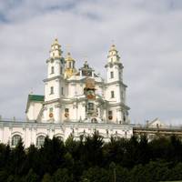 Депутат спростував, що з Почаївської лаври вивозять майно до Росії