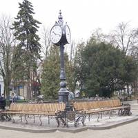 На бульварі Шевченка не працює тристоронній годинник