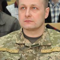 Лікар, що врятував півсотні “кіборгів” на “Сході” в аеропорту, родом з Тернопільщини (ВІДЕО)