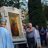 Чудотворний образ Зарваницької Божої Матері привезли до містечка на Тернопільщині
