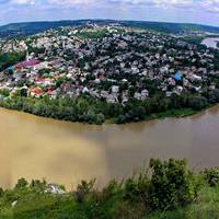 Телевізійники зняли фільм про красу і унікальність мальовничого містечка на Тернопільщині (Відео)