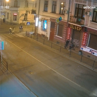 На пішохідному переході чоловіка збило авто (відео)