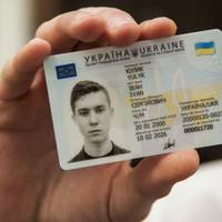 Власники ID-карток масово скаржаться: що не так з документами