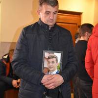 Суд продовжив термін утримання під вартою убивцю студента з Тернополя (Відео)