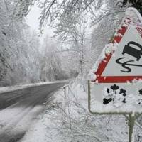 Трагедія на зимовій дорозі: загинуло два пасажири Лексуса, один в реанімації (ФОТО)