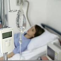 На Тернопільщині дівчина потрапила під машину. Зараз вона в комі