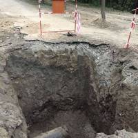 У Тернополі чоловік провалився у глибокий котлован, виритий водоканалом