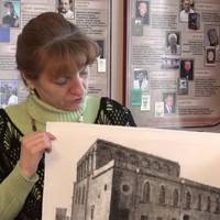 Тернополянка вишиває унікальні картини (відео)