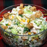 Смачно і для кишечника корисно. 5 найсмачніших салатів з пекінською капустою.