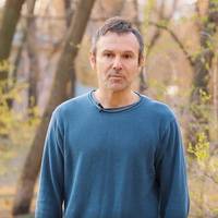 Вакарчук модератор дебатів між Зеленським і Порошенком?