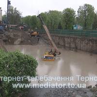 Зруйнований тротуар на Миру відремонтують за кошти забудовника