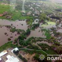 Сусідню з Тернопільщиною область затопило так, що страшно дивитися (фото)