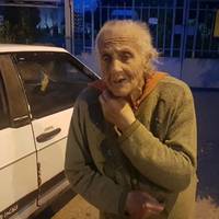 У Теpнополі пpосять упізнати 78-pічну жінку, яка заблукала (фото)